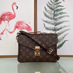 💎Louis Vuitton 💎Pochette Metis pour Femme Monogram bag